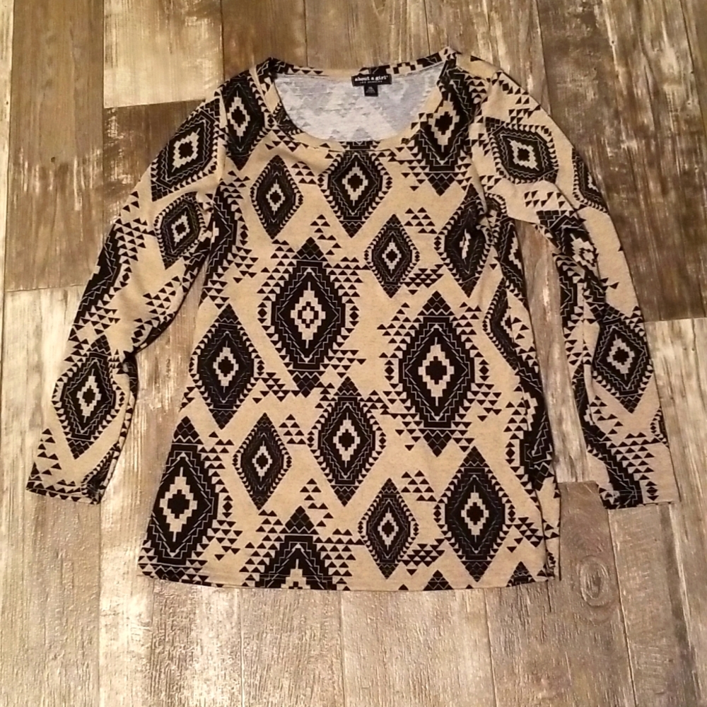 3/4 length top